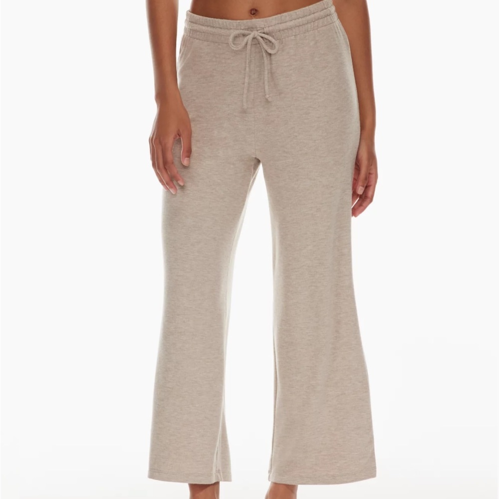 Aritzia Free Lounge Ankle Pant